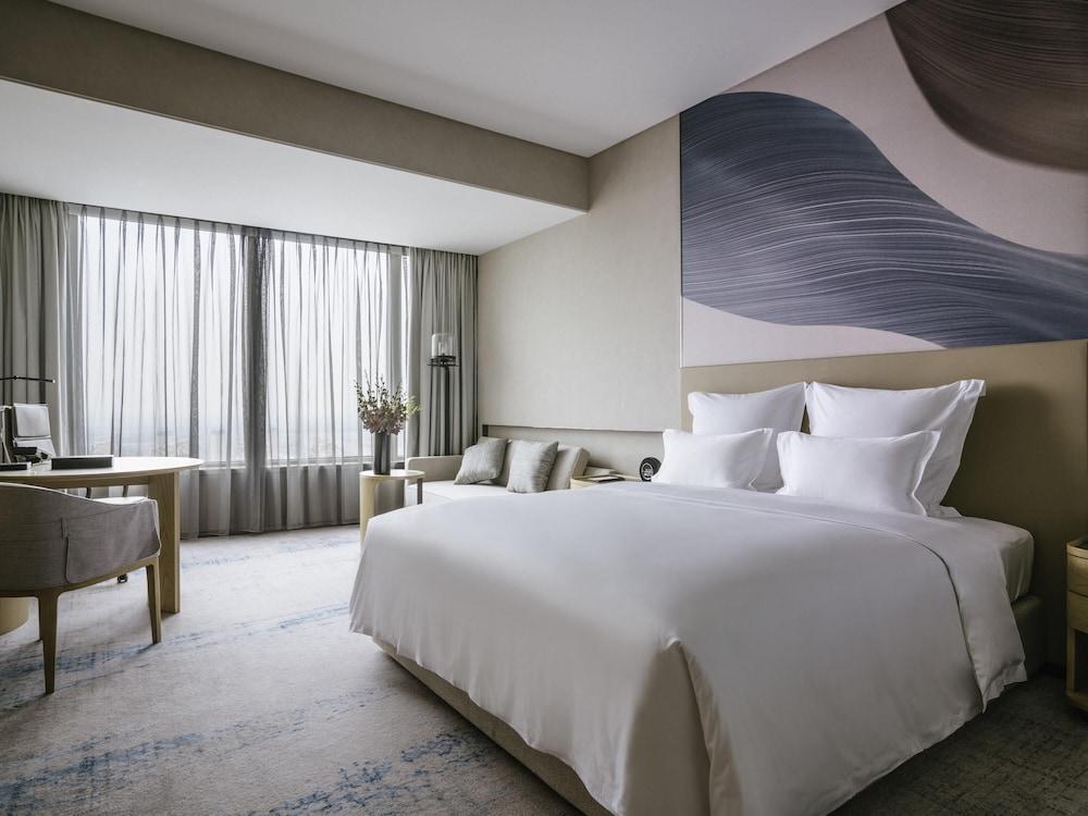 Pullman Shanghai Qingpu Excellence Room Type - Superior Room, 1 King Bed, City View