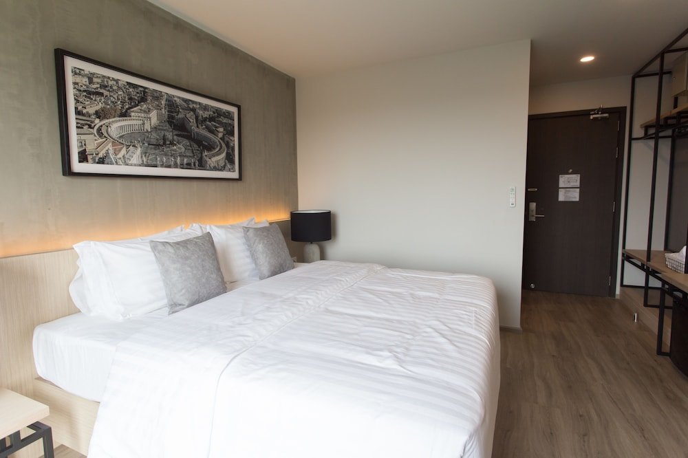 The Journey Hotel Bangna - Tap to explore photos