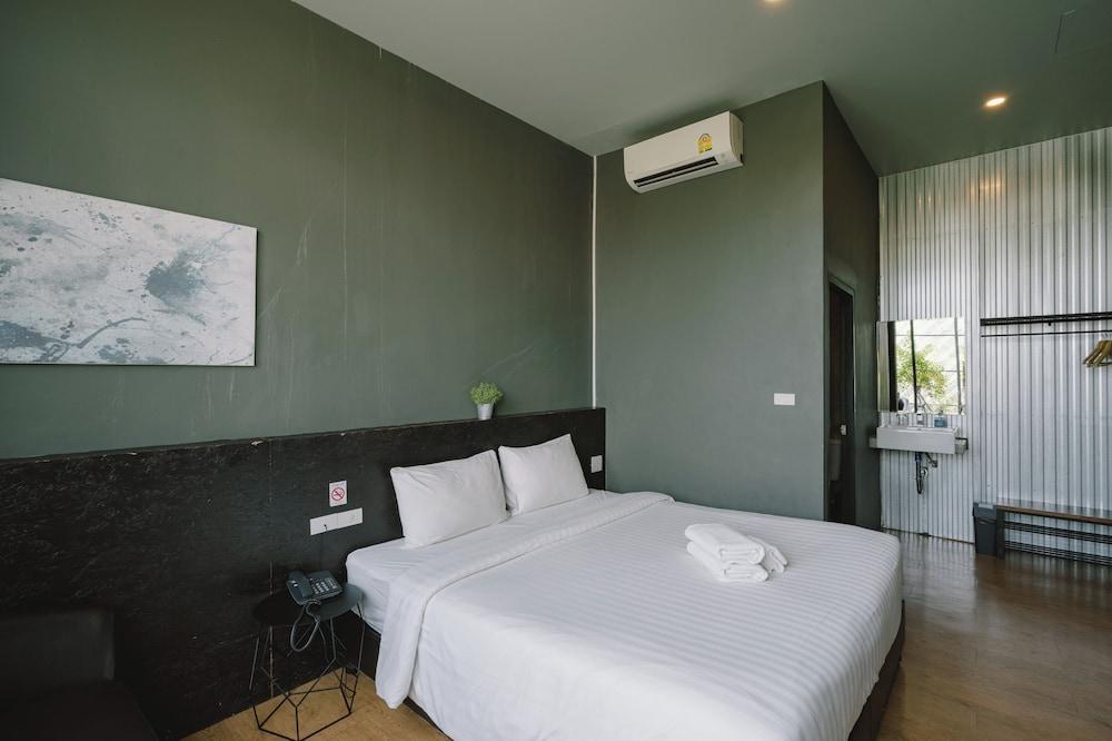 The Arbern Hostel x Bistro Room Type - Deluxe Room, 1 Bedroom, Non Smoking