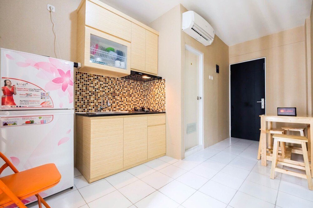 Simple 2BR Pancoran Riverside Apartment - Tap to explore photos