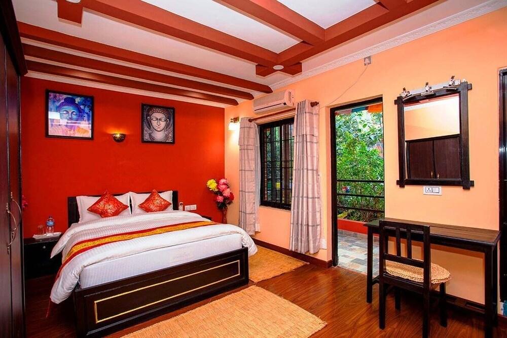 Gurung's Home Room Type - Deluxe Double Room