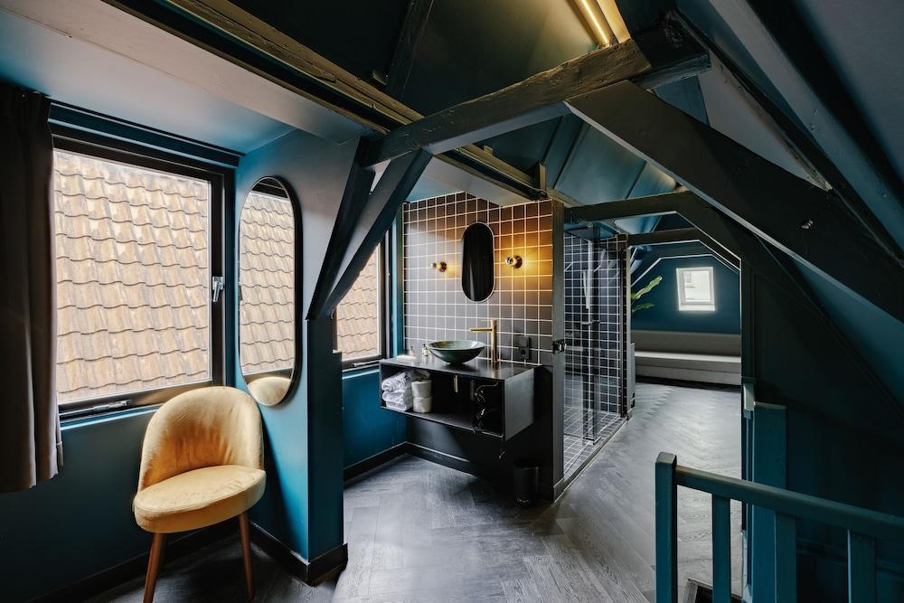 SUPPER Hotel Room Type - Intimate Suite
