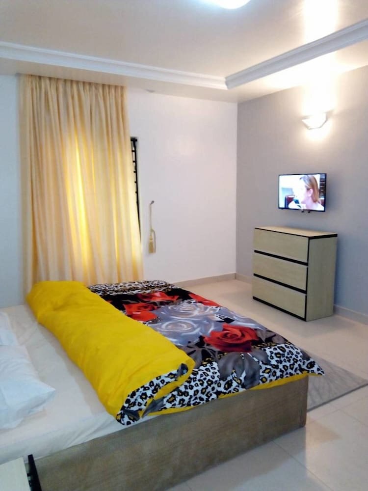 Reeve Court Apartment Room Type - Standard Apartment, 2 Bedrooms