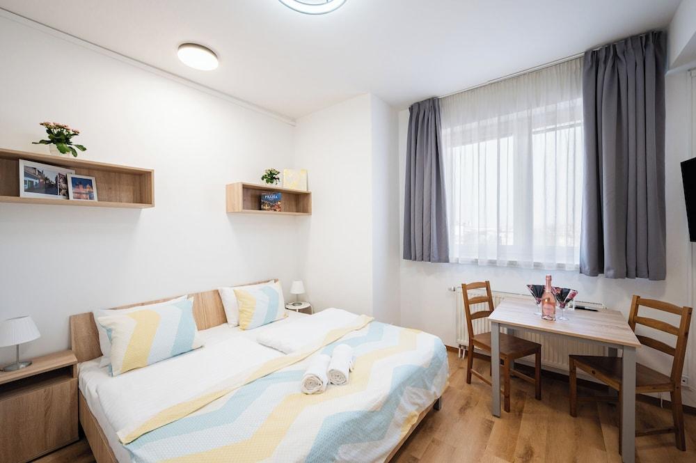 University Hotel Room Type - Standard Double Room