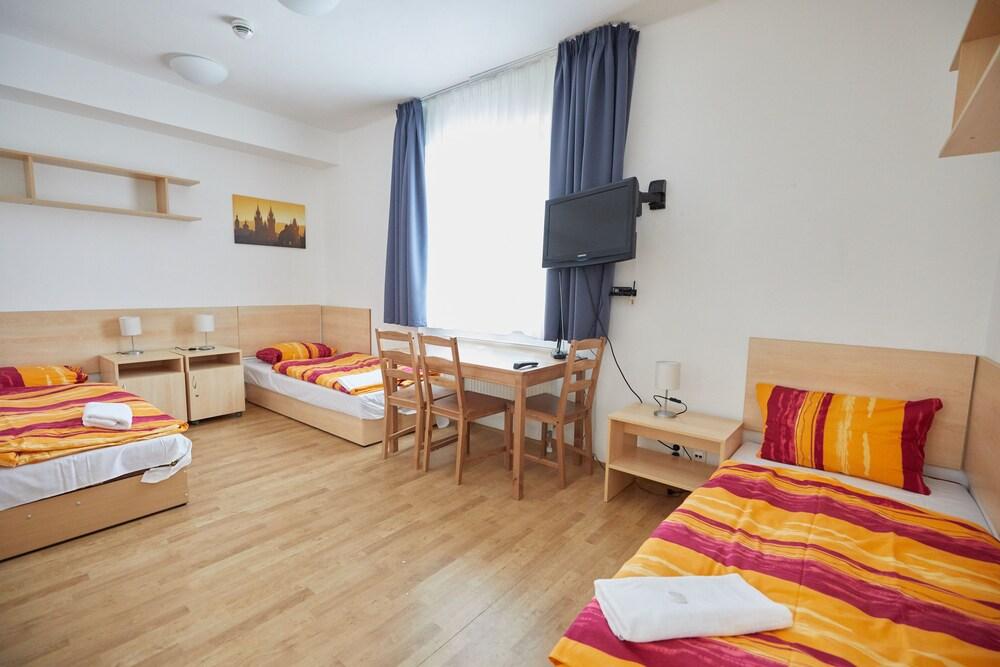 University Hotel Room Type - Triple Room