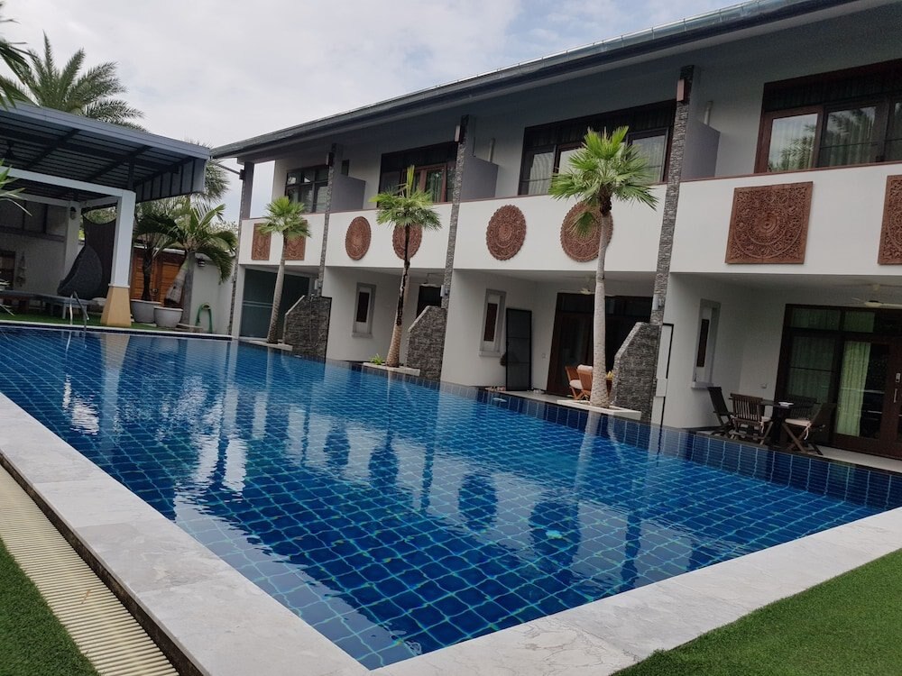 Bliss Yoga Resort at Koh Samui - Tap to explore photos