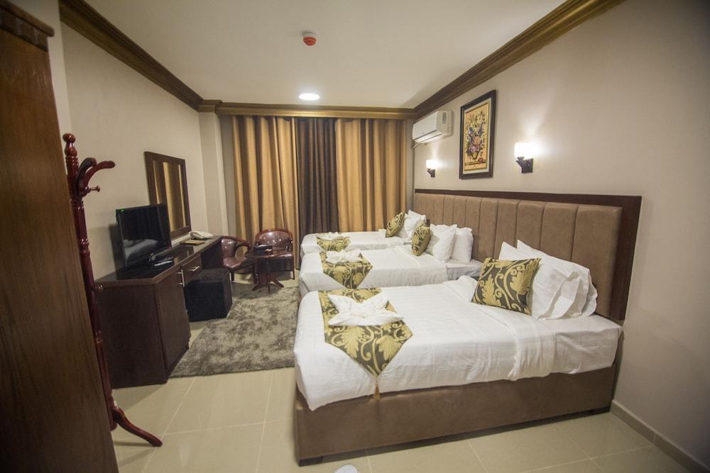 Grape Village Hotel Room Type - Triple Room