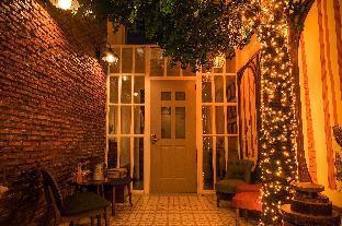 Hide and Seek Boutique Hometel - Tap to explore photos