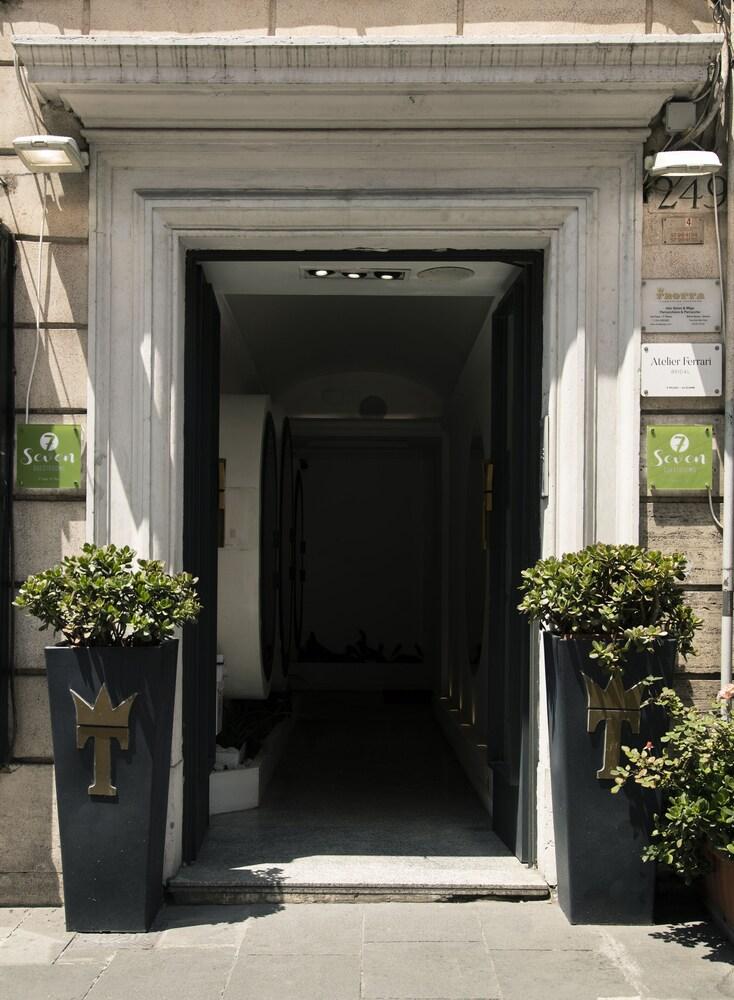 Seven - Tap to explore photos