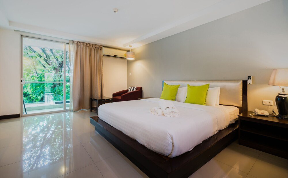 Nice Residence Hotel Bangkok Room Type - Superior King