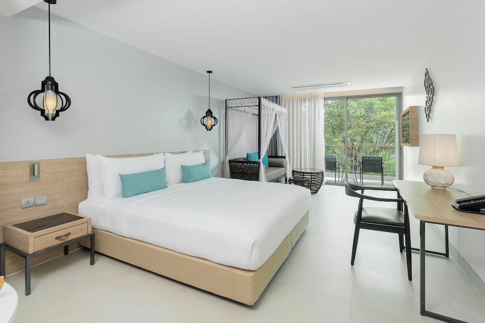 AtEase Phuket Patong - Tap to explore photos