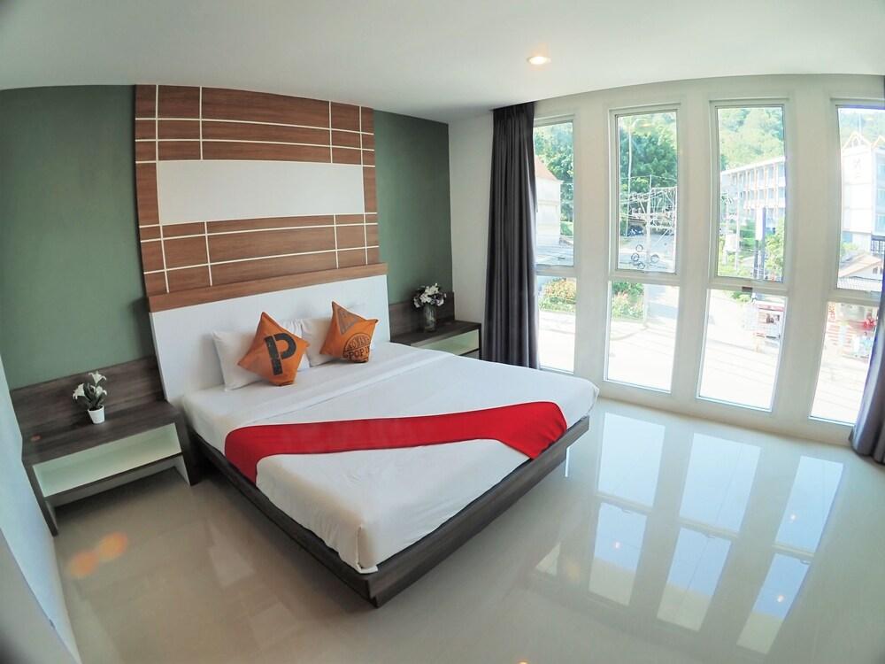 Pop-In Hostel Aonang Room Type - Superior Double Room (Private)
