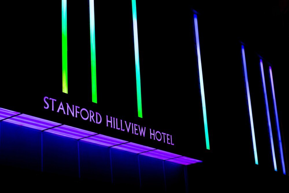 Stanford Hillview Hotel - Tap to explore photos