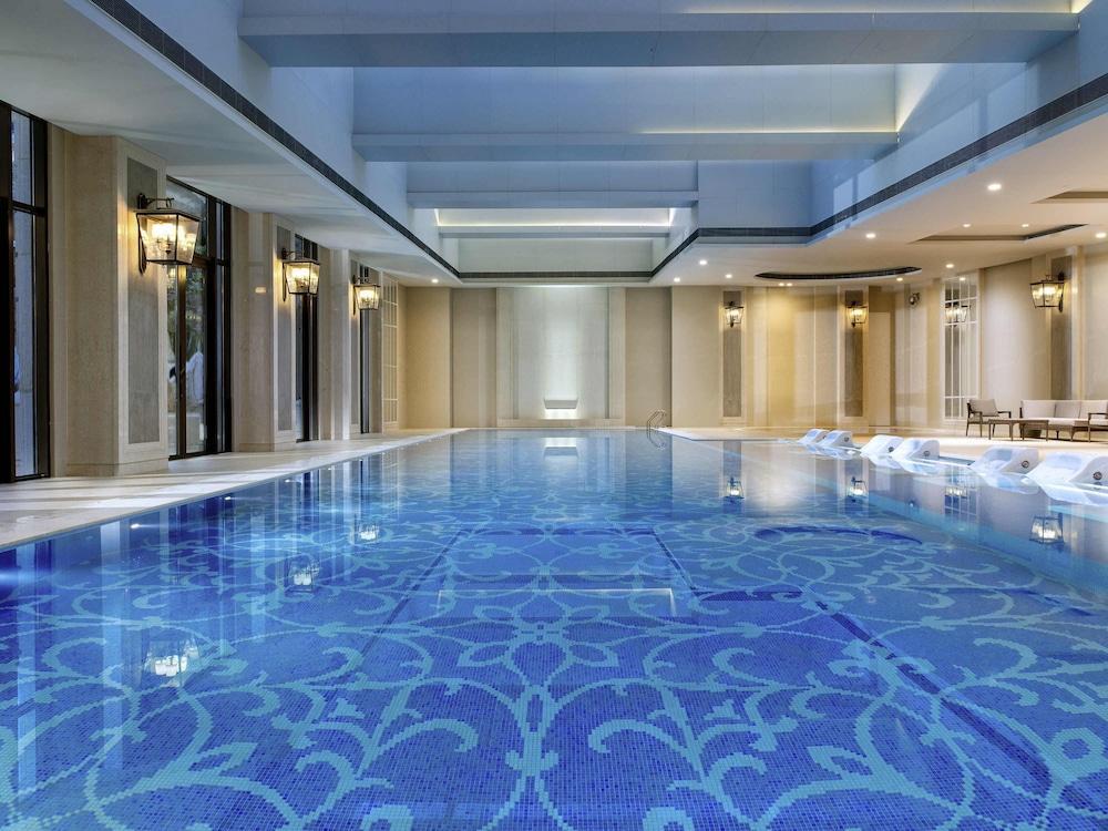 Sofitel Shanghai Hongqiao - Tap to explore photos