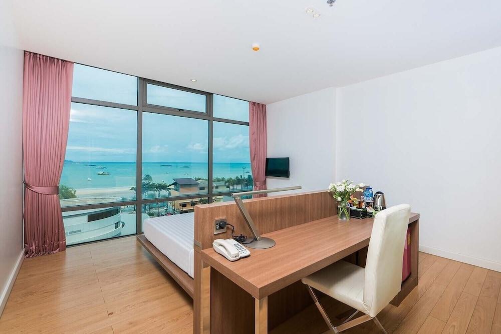 Seven Zea Chic Hotel Room Type - Superior Room, Sea View