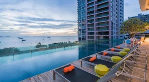Seven Zea Chic Hotel - Tap to explore photos