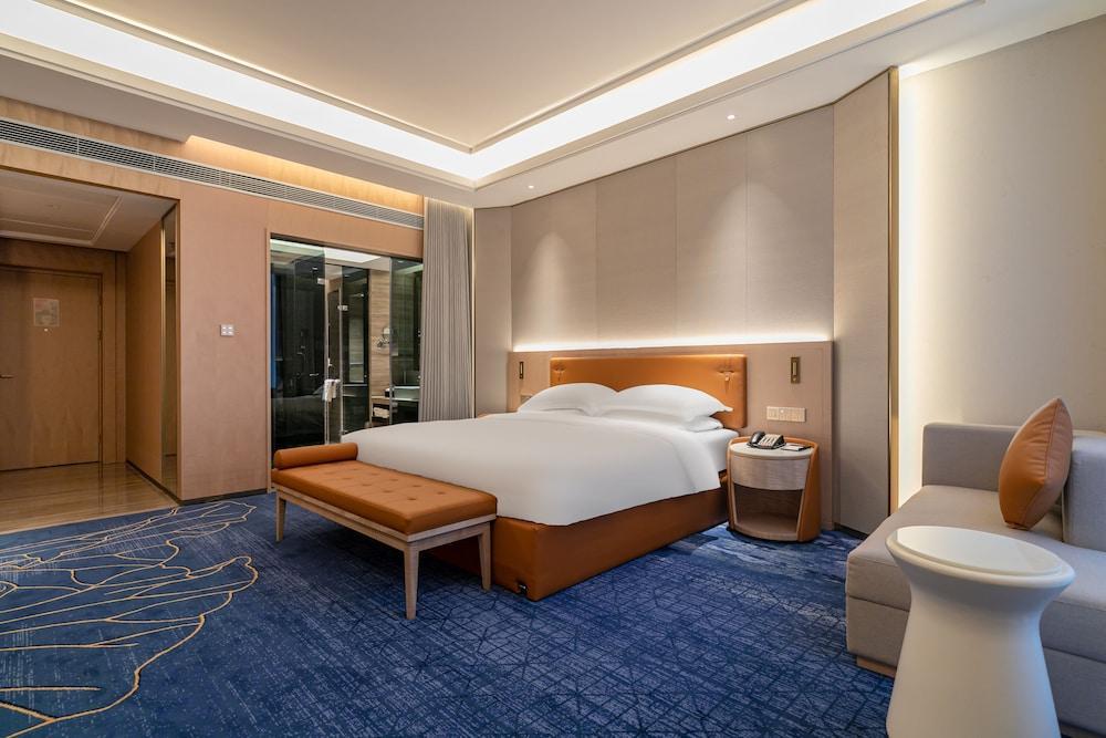 Easeland Hotel  Guangzhou - Tap to explore photos