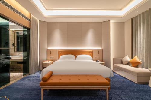 Easeland Hotel Guangzhou - Tap to explore photos