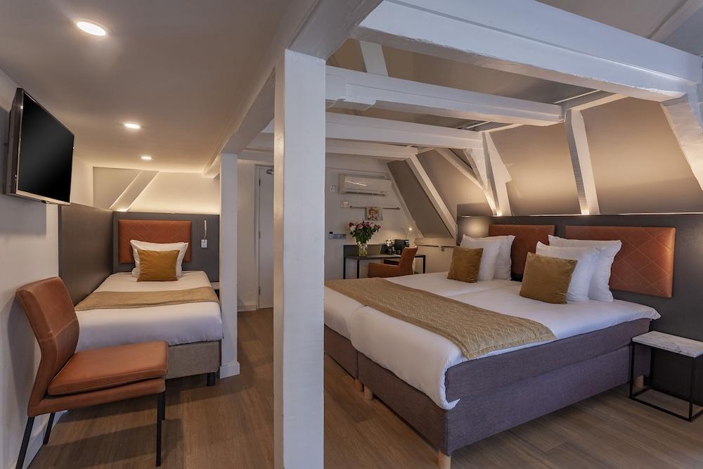 Hotel Avenue Room Type - Triple Room, 3 Twin Beds