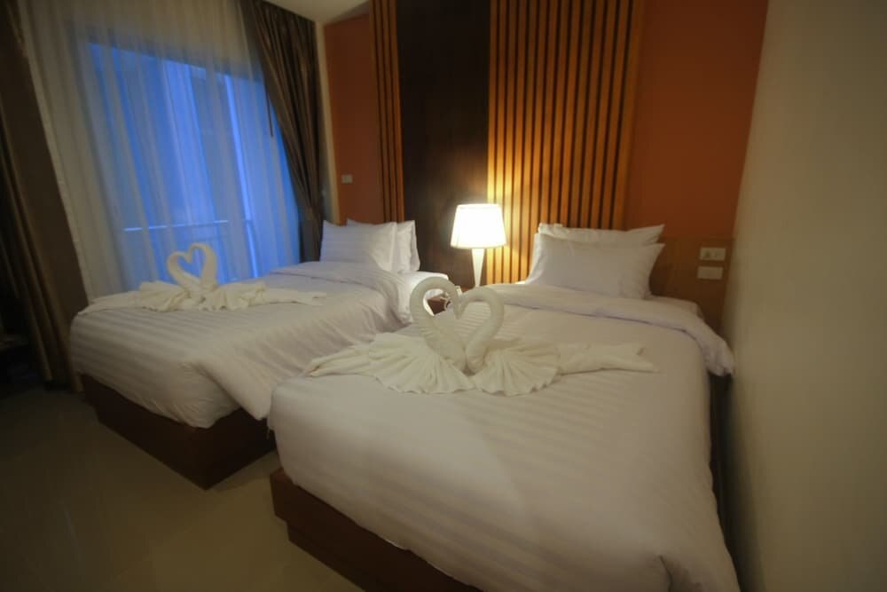 Breezotel Room Type - Standard Twin Room