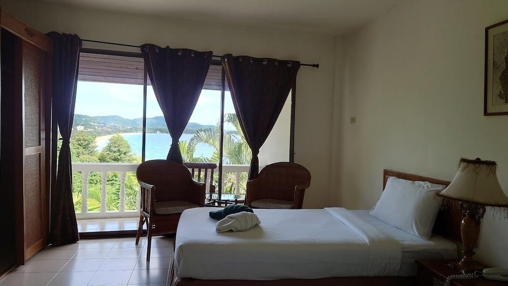 On The Hill Karon Resort Room Type - Superior Sea View Double Room