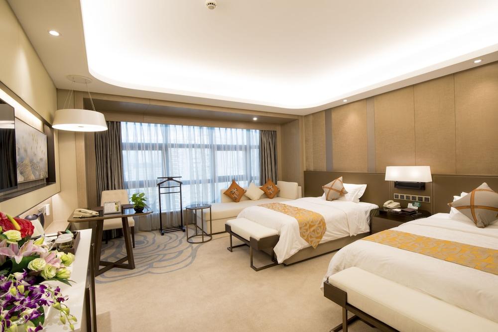 Jin Jiang Pine City Hotel Room Type - Executive Twin With View