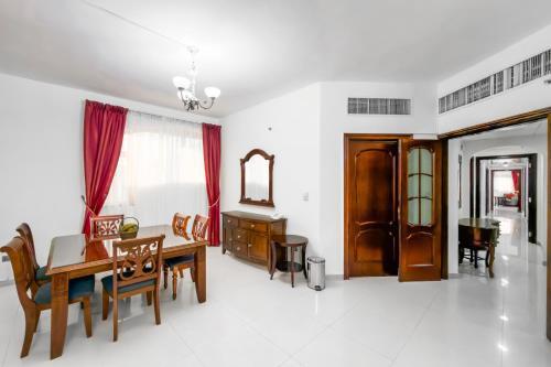 Ivory Hotel Apartment - Tap to explore photos