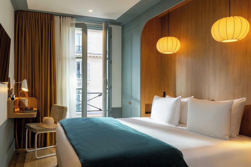 Hotel Casimir Room Type - Deluxe Room