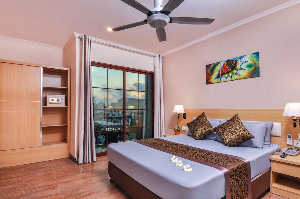 Triton Beach Hotel & Spa Room Type - Standard Double or Twin with Island View