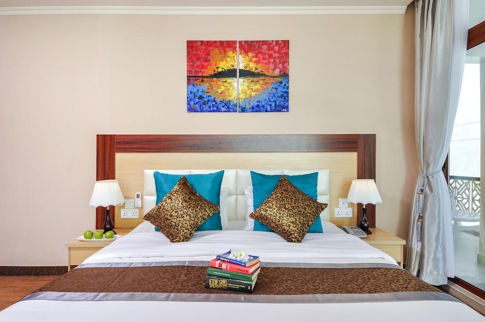 Triton Beach Hotel & Spa Room Type - Honeymoon Suite