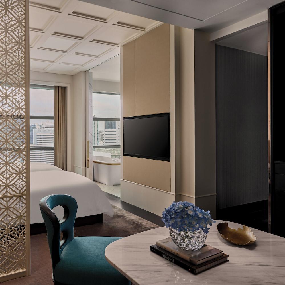 Rosewood Bangkok Room Type - Executive King