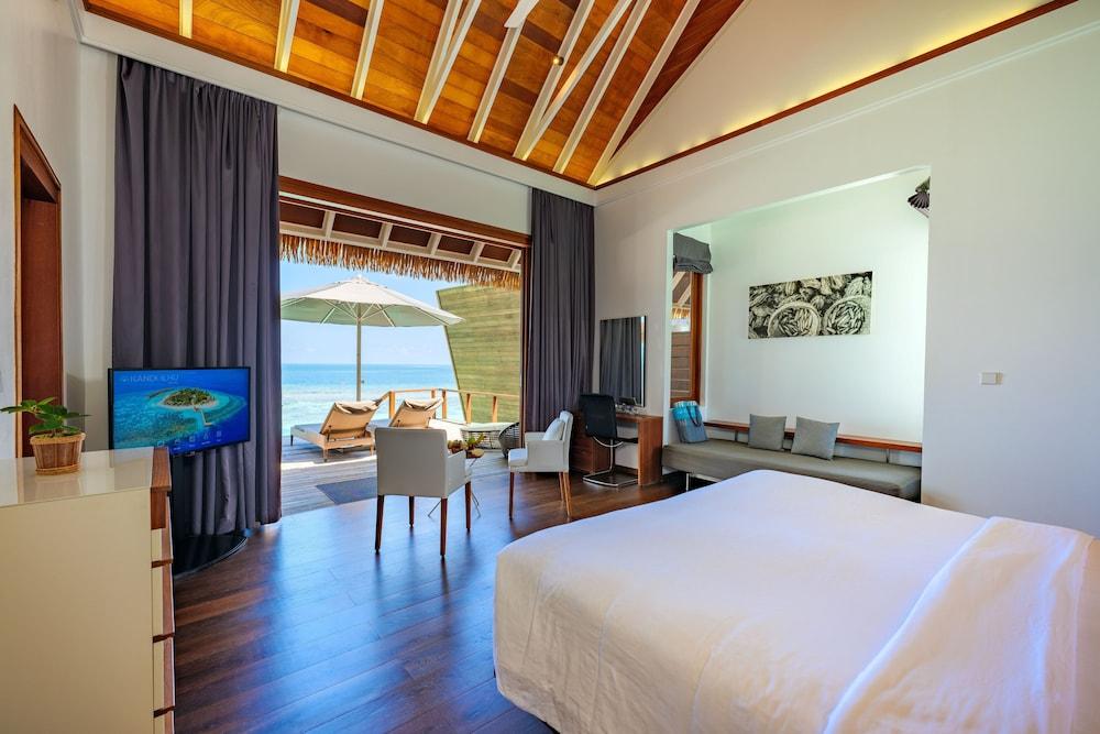 Kandolhu Maldives Room Type - Ocean pool Villa