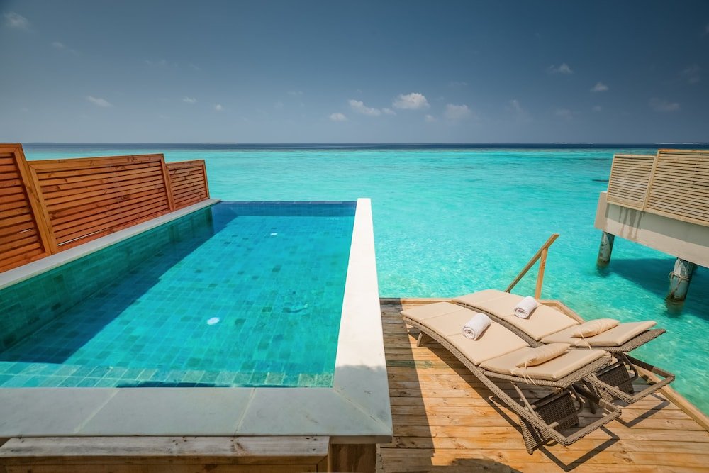 Kudafushi Resort and Spa - Tap to explore photos