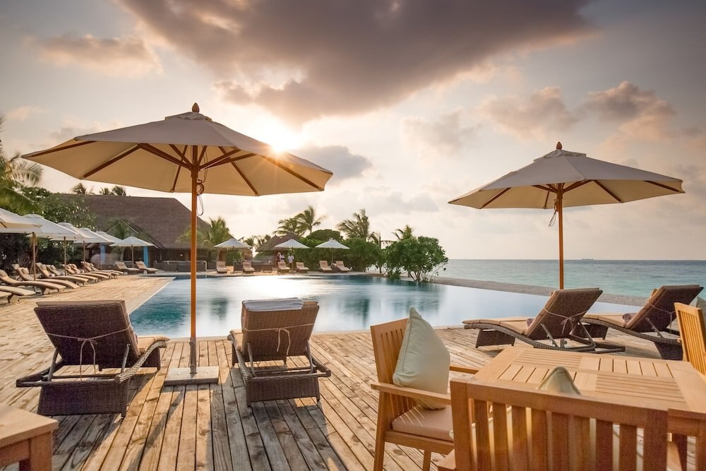 Kudafushi Resort and Spa - Tap to explore photos