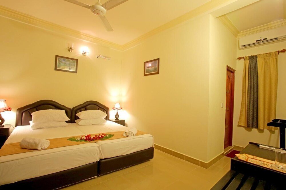 Hanifaru Transit Inn Room Type - Deluxe Double Room