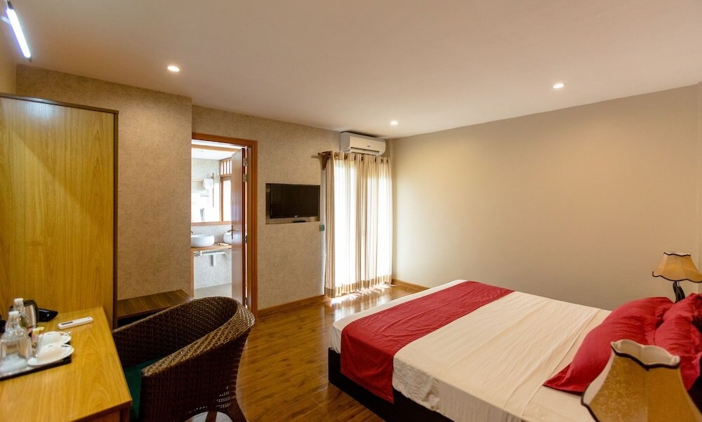 West Sands Room Type - Suite, Balcony, Garden View (20% off on Return Shared Speed Boat transfer from Airport)