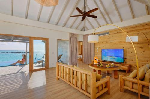 You & Me Maldives - Adults Only - Premium All-Inclusive - Tap to explore photos