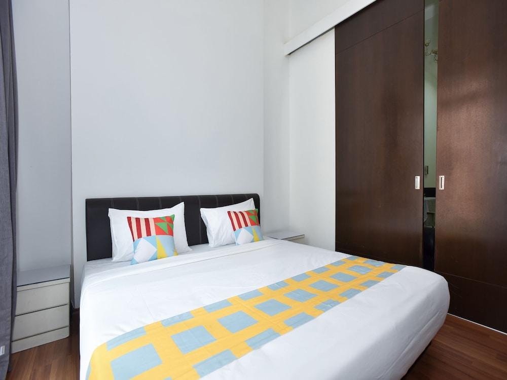 OYO Home 968 Homely 1BR Taragon Puteri - Tap to explore photos