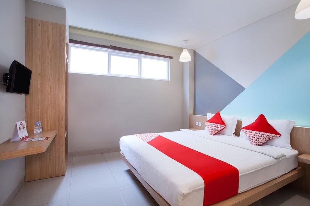 Flagship 101 Apple Platinum Room Type - Deluxe Double Room