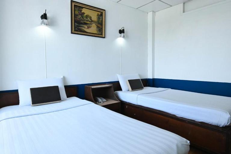The Krungkasem Srikrung Hotel - Tap to explore photos