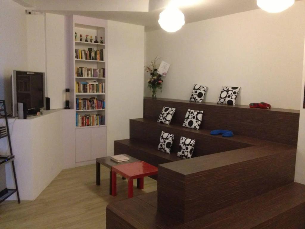 BEAT. Sports Hostel - Tap to explore photos