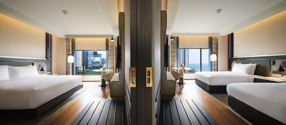 Hilton Colombo Room Type - Family Room, Multiple Beds