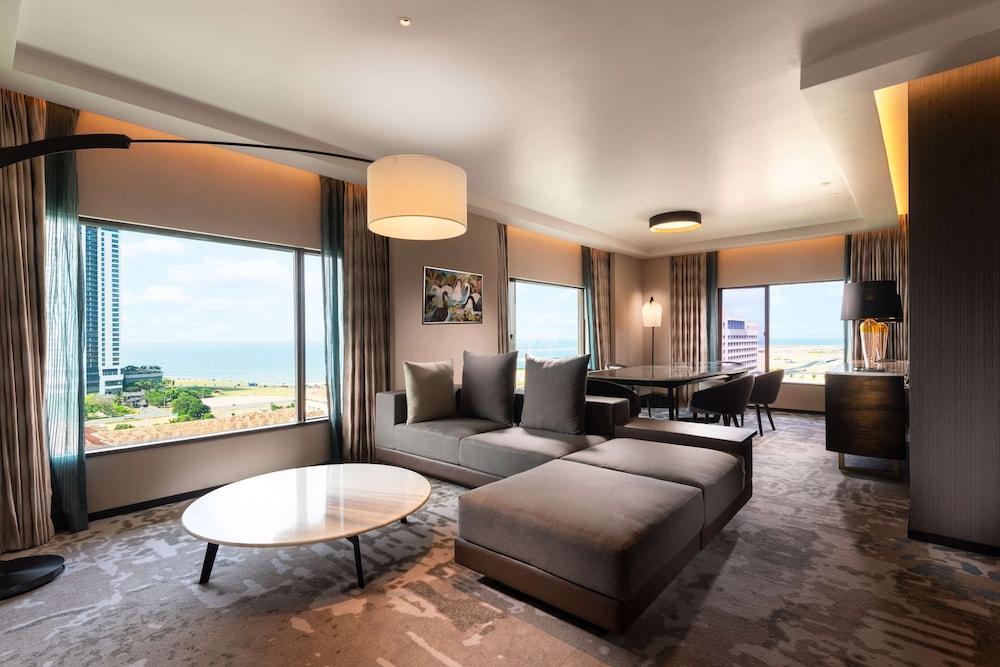 Hilton Colombo Room Type - Deluxe Suite, 1 King Bed, Club Lounge Access, Sea View Hilton Colombo Room Type - Deluxe Suite, 1 King Bed, Club Lounge Access, Sea View