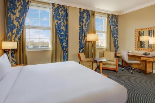 Hilton London Paddington Room Type - Twin/Double Room