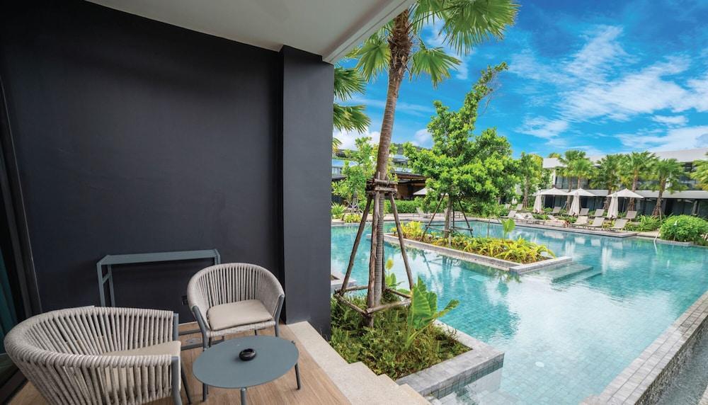 Stay Wellbeing & Lifestyle Resort Room Type - Junior Suite, Pool Access