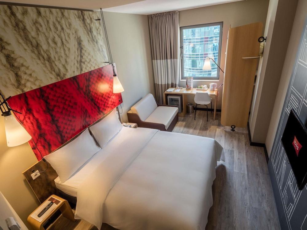 IBIS ISTANBUL WEST Room Type - Standard Room with 1 Double Bed IBIS ISTANBUL WEST Room Type - Standard Room with 1 Double Bed
