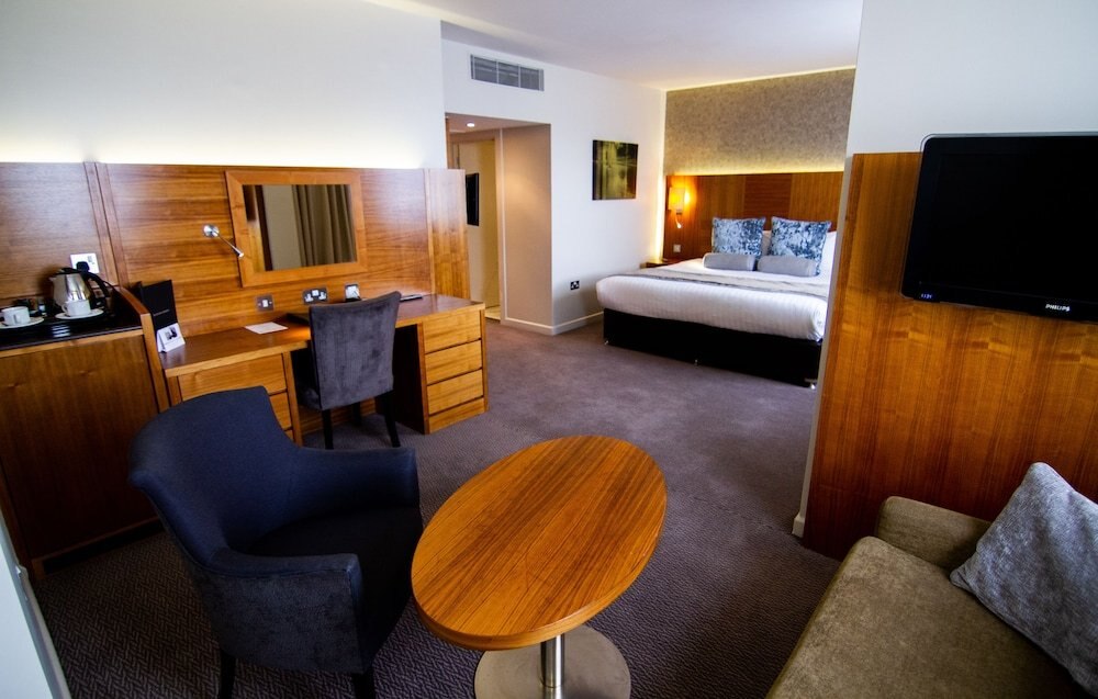 Blakemore Hyde Park Hotel Room Type - Club Suite