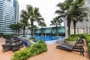 THE PENTHOUSE KLCC - Tap to explore photos