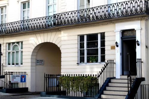 NOX Lancaster Gate - Tap to explore photos