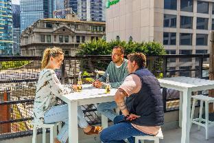 YHA Melbourne Central - Tap to explore photos